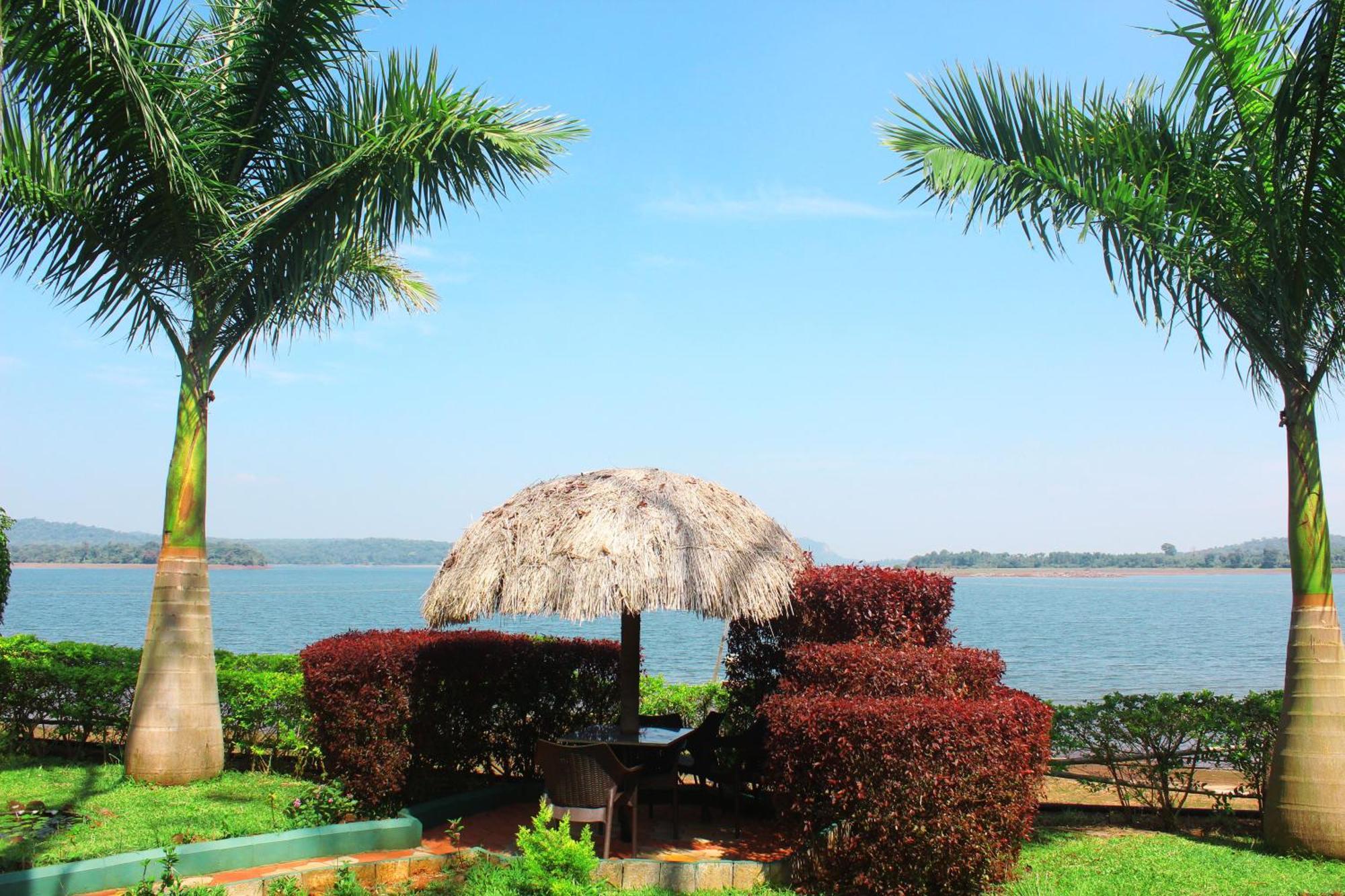 Coorg Jungle Camp Backwater Resort Suntikoppa Экстерьер фото