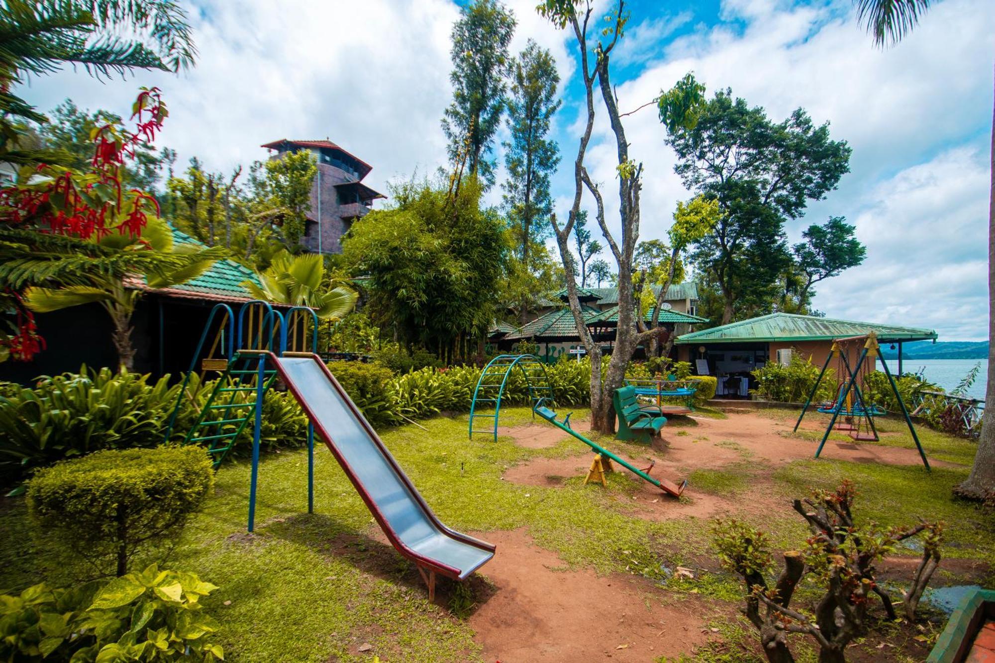 Coorg Jungle Camp Backwater Resort Suntikoppa Экстерьер фото